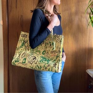 ⚡️ Tote & Carry Large Tote Yellow Grafitti ⚡️